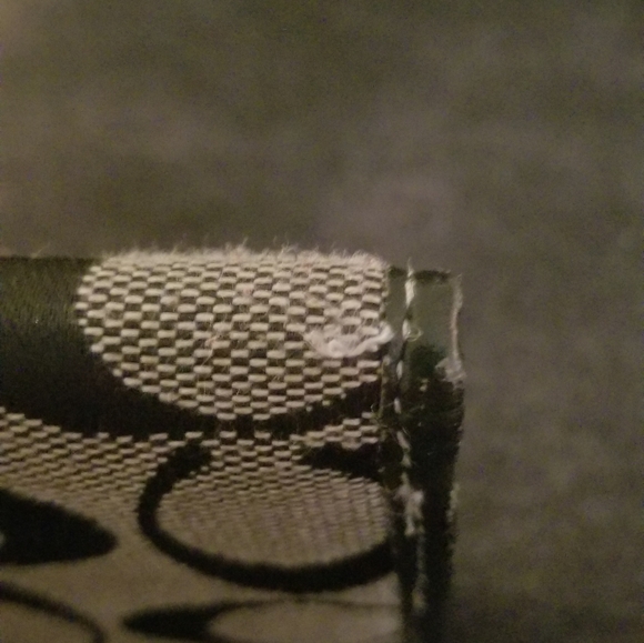 Coach Tri-Fold Wallet - Picture 6 of 6